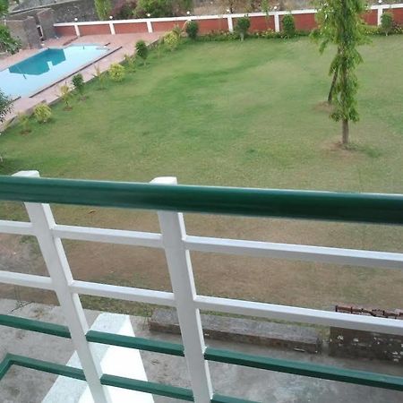 Green Valley Resort Khadoli Kültér fotó