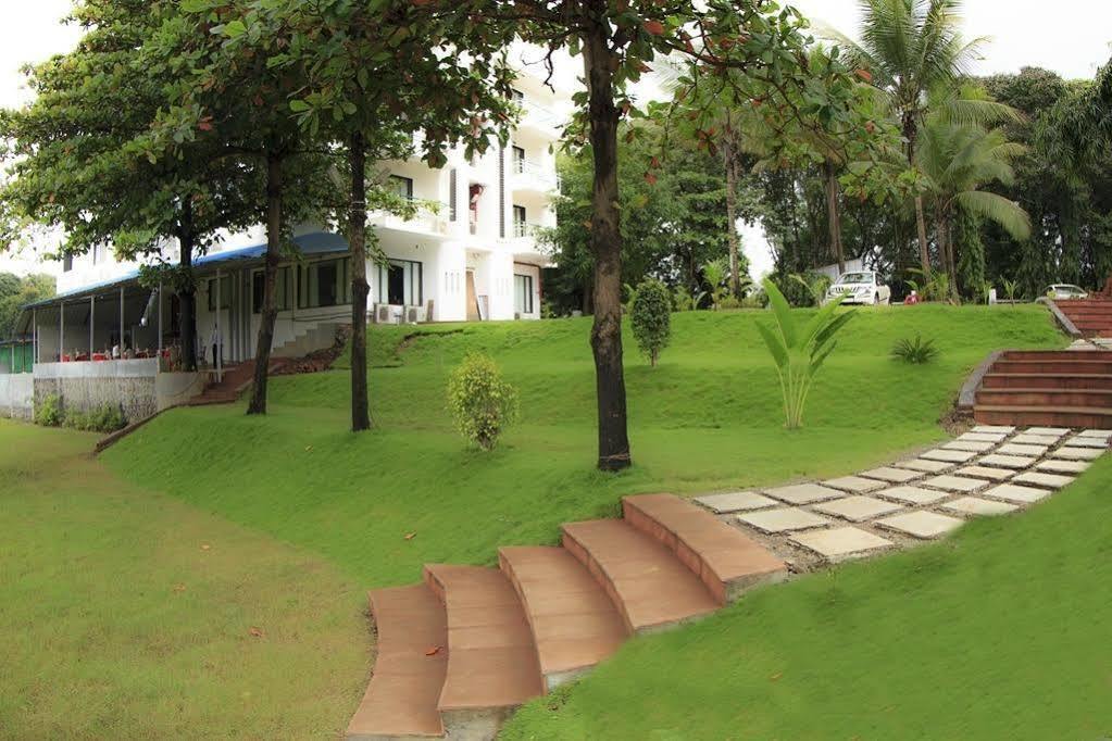 Green Valley Resort Khadoli Kültér fotó