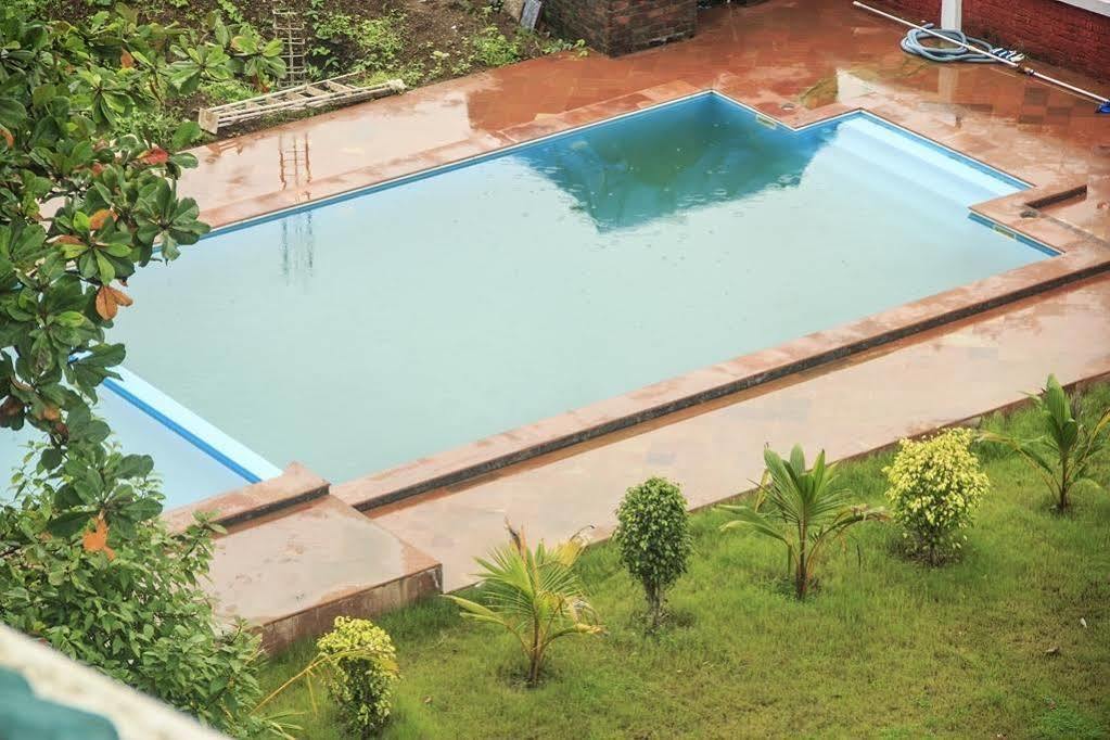 Green Valley Resort Khadoli Kültér fotó